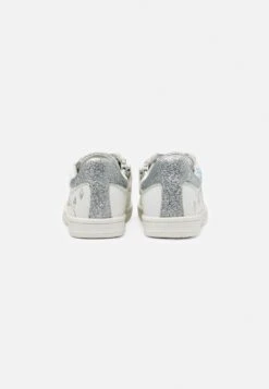 Friboo Disney Frozen Elsa - Zapatillas - White 10 Friboo Disney Frozen Elsa - Zapatillas - White -Friboo 0e48b488ba6246888f99c29543567ec5