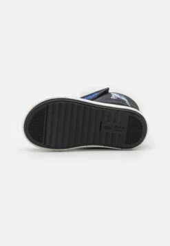 Friboo Star Wars R2-D2 - Snow Boots - Botas Para La Nieve - Black 11 Friboo Star Wars R2-D2 - Snow Boots - Botas Para La Nieve - Black -Friboo 15c1d0aa1ccd4069859e9062e82608c1