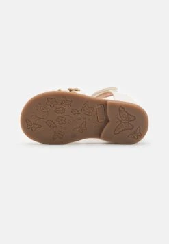 Friboo Sandalias - Off-White 12 Friboo Sandalias - Off-White -Friboo 916a7d8b382e4a138f0100f272febc49